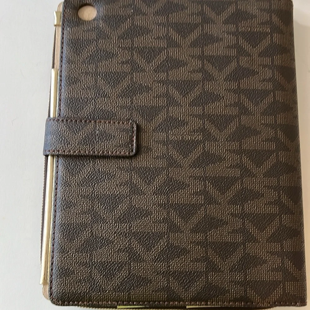 MICHAEL KORS ZIP AROUND TABLET CASE ORGANIZER DOUBLE COMPARTMENT